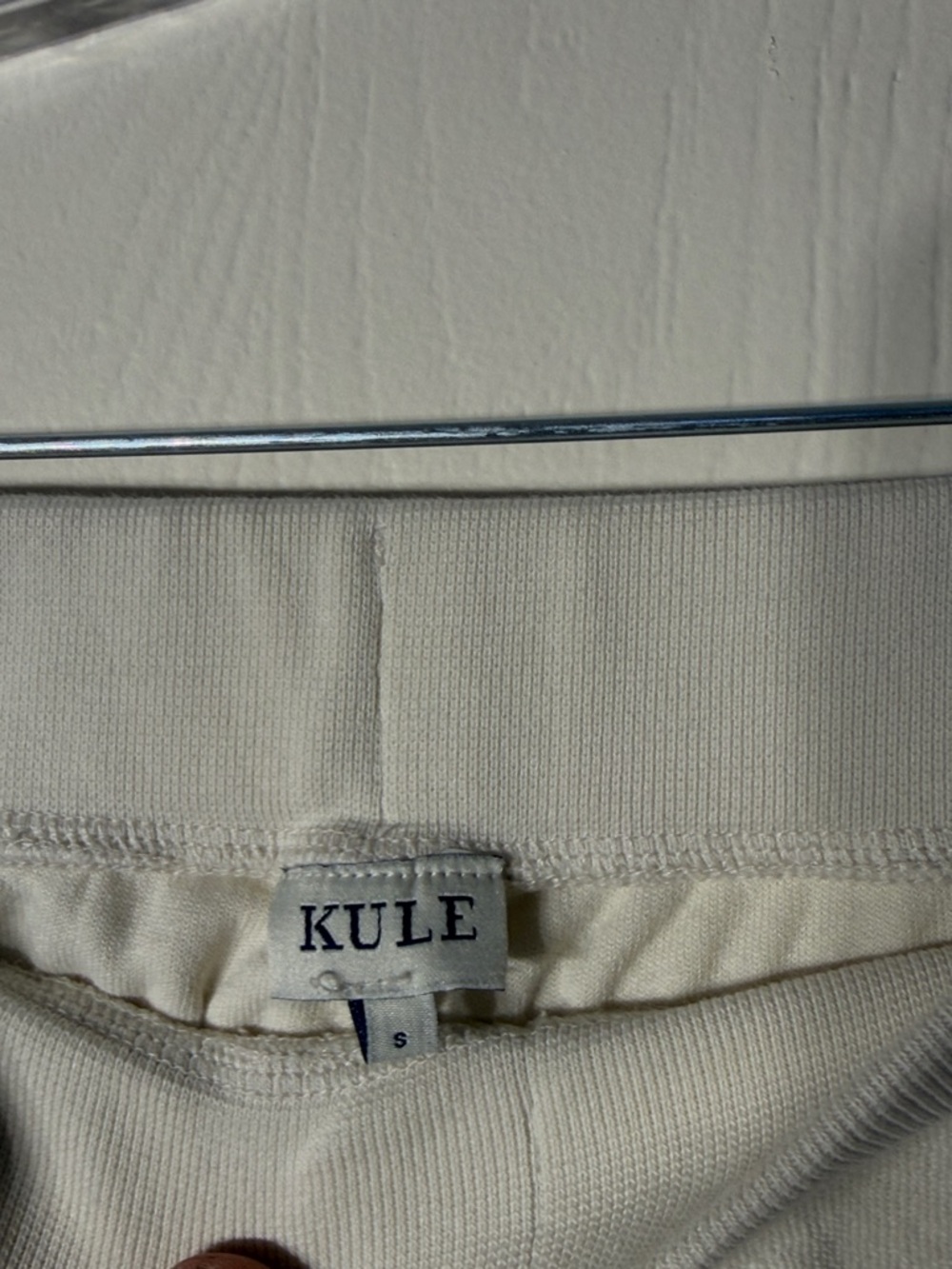 KULE Cream Terry Athletic Lounge Shorts with Side Pockets size small - Picture 4 of 5